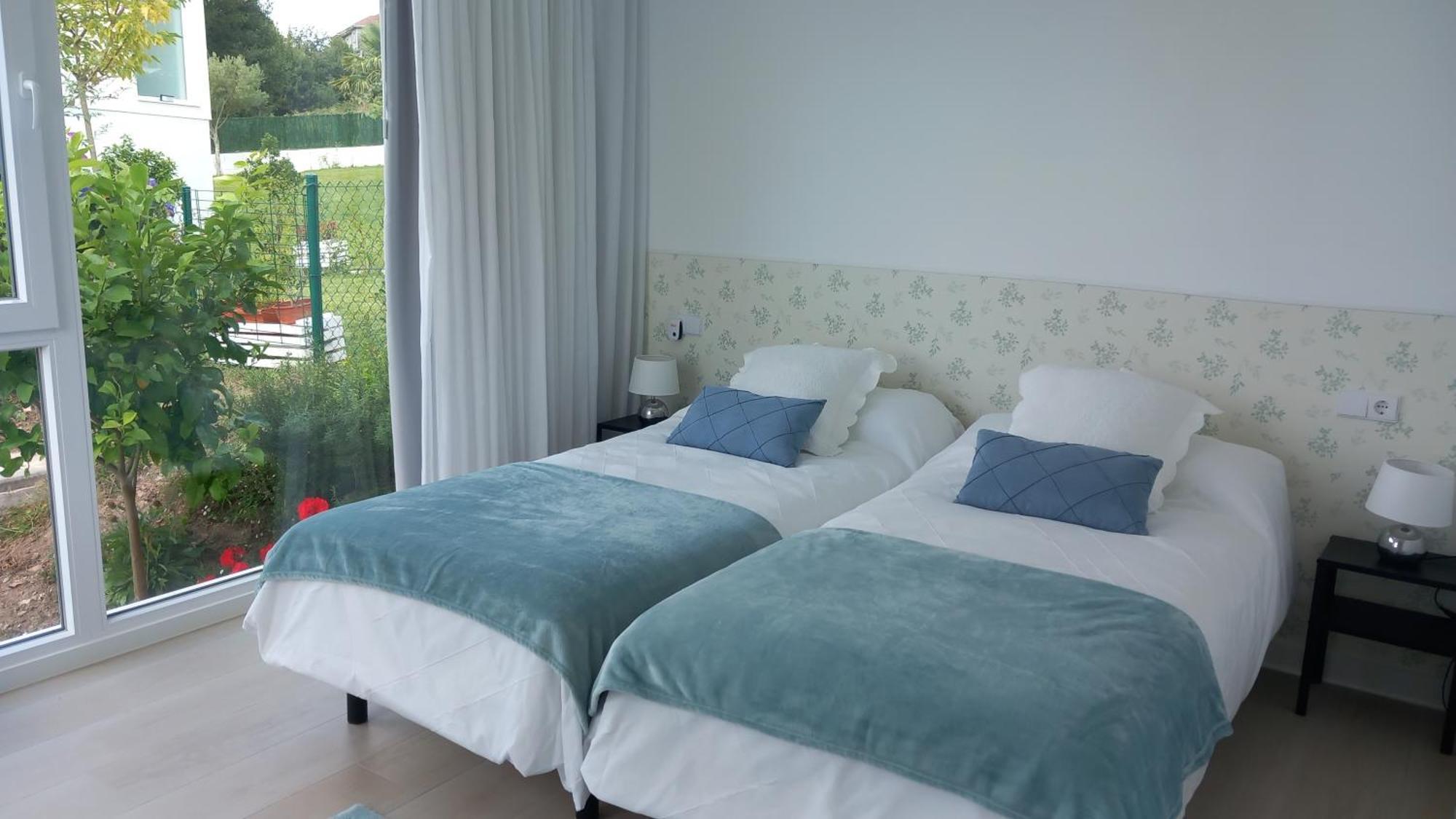 Casas Turisticas Lar Jardin - Parking Privado Сантьяго-де-Компостела Екстер'єр фото