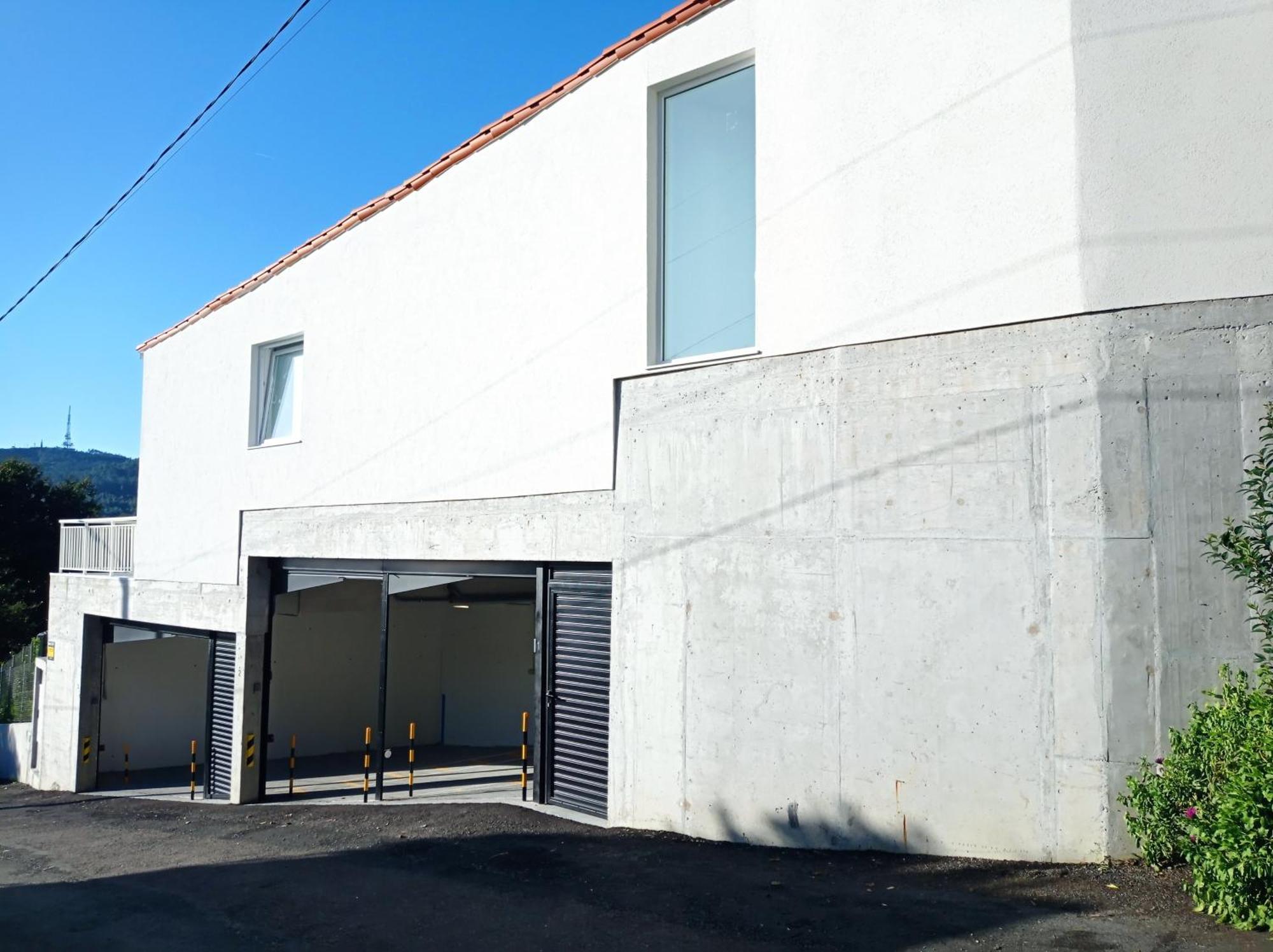 Casas Turisticas Lar Jardin - Parking Privado Сантьяго-де-Компостела Екстер'єр фото