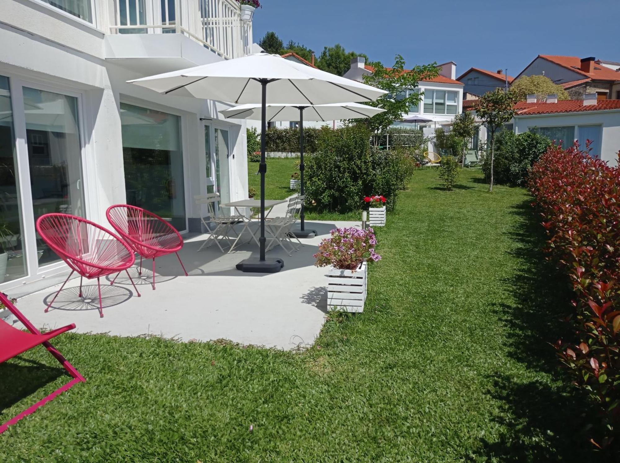 Casas Turisticas Lar Jardin - Parking Privado Сантьяго-де-Компостела Екстер'єр фото