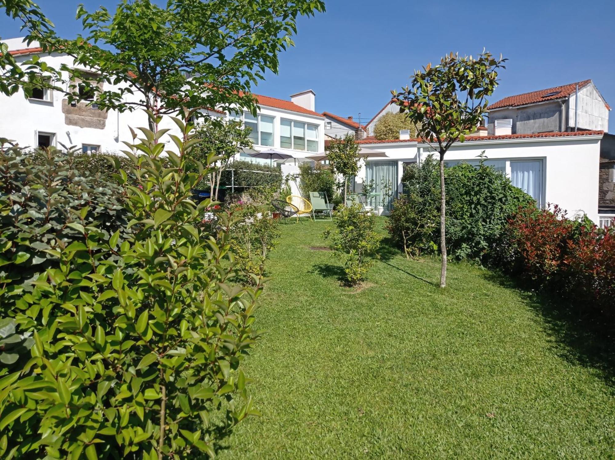 Casas Turisticas Lar Jardin - Parking Privado Сантьяго-де-Компостела Екстер'єр фото